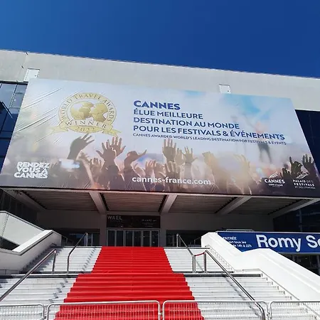 Apartman Bel Typique Proche Du Palais Et Plages *